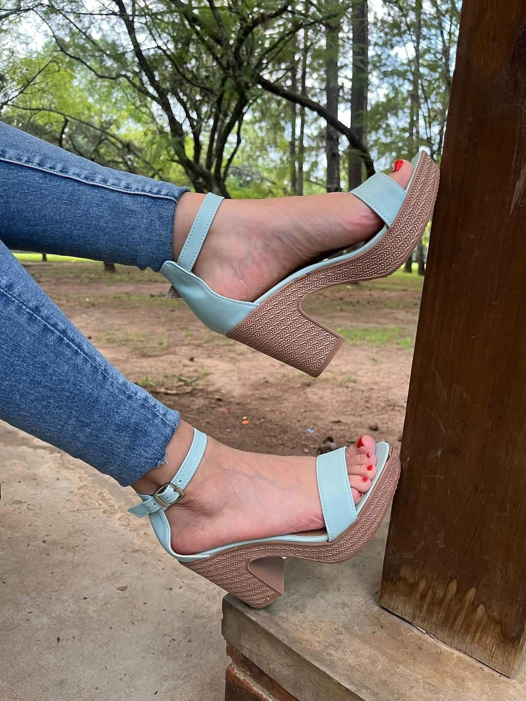 SANDALIA DE TACON 300099