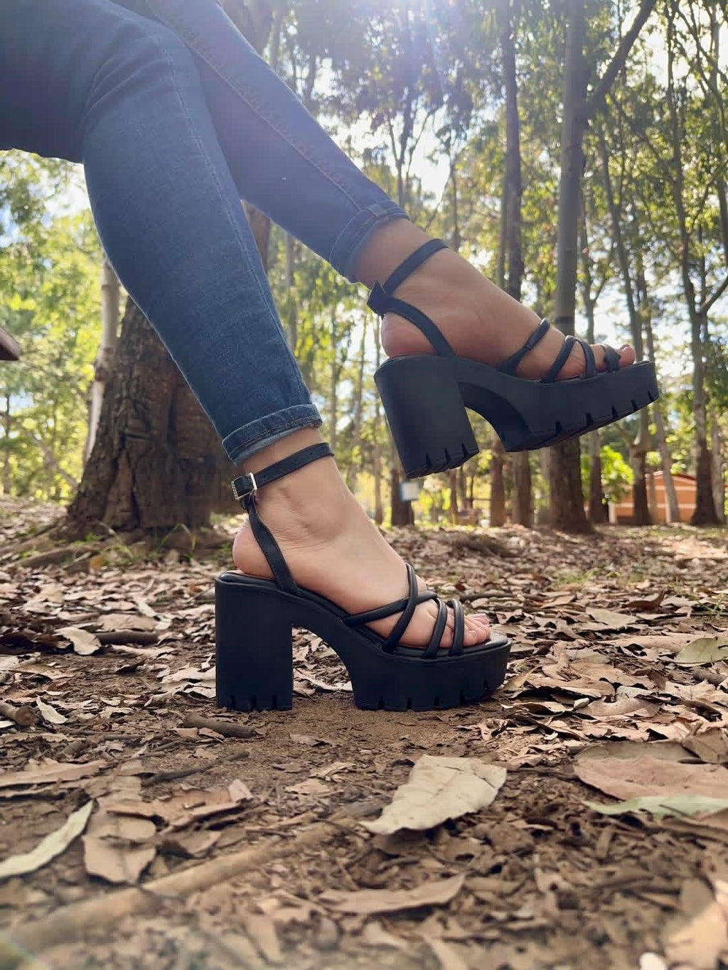 SANDALIA DE TACÓN 300106
