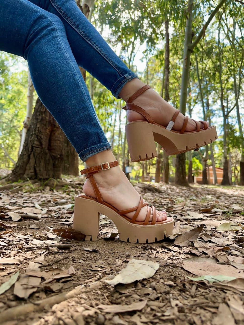 SANDALIA DE TACÓN 300106
