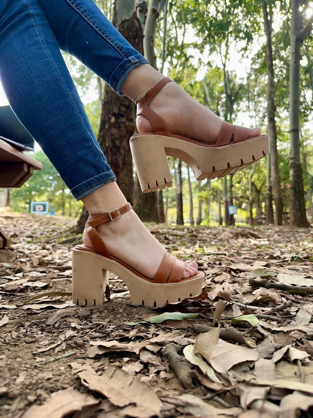 SANDALIA DE TACÓN 300118