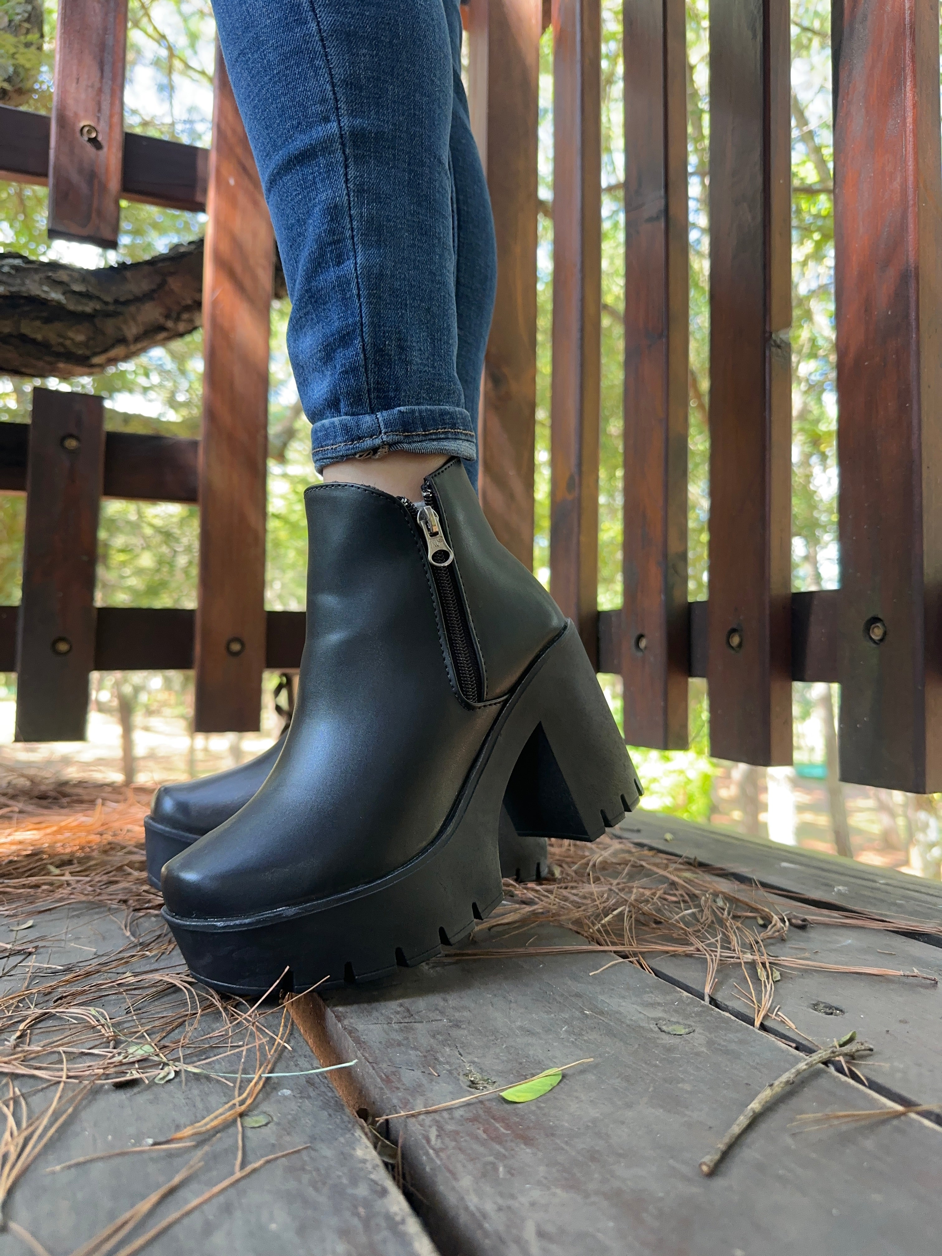 BOTIN MELISA 120147